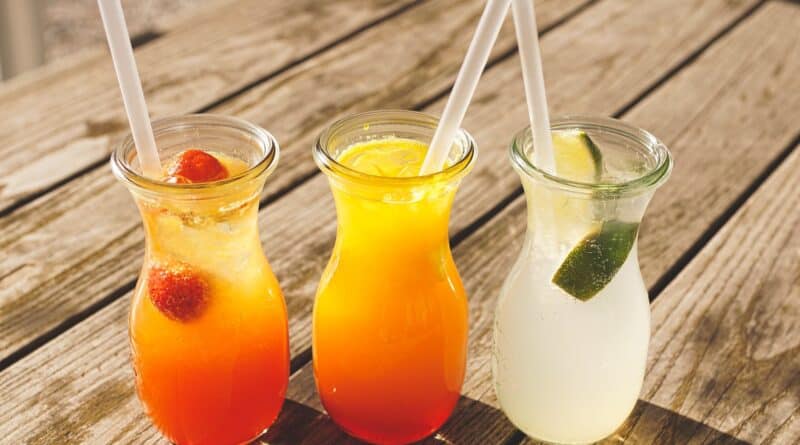 9 Refreshing and Healthy homemade summer drinks