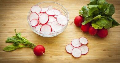 9 Incredible Health Benefits of Radish