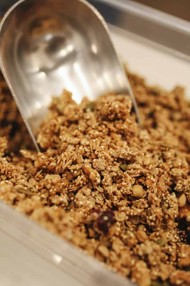 What is Granola? Is Granola Healthy?